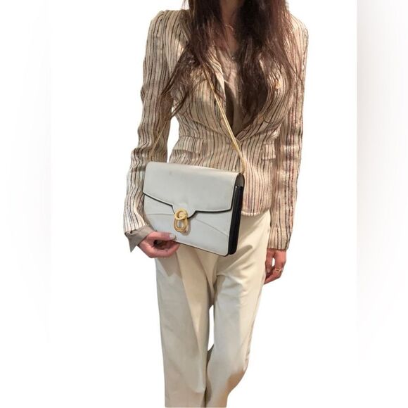 Gucci white leather bag with gold Gg - Picture 2 of 16